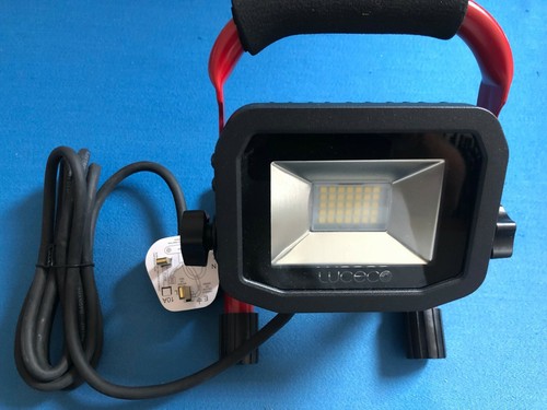 Luceco slimline 22w 240v - slimline,